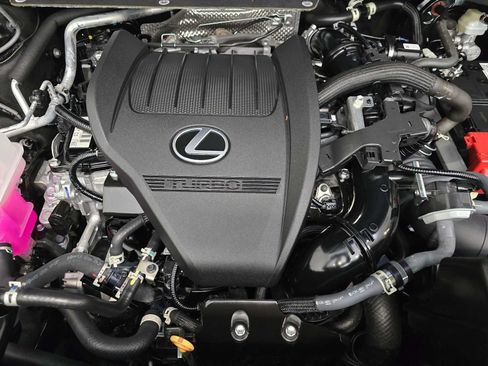 Used 2026 Lexus TX 350 AWD w/ Technology Package image 9