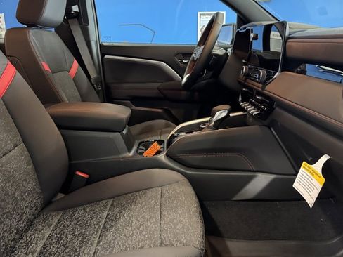 New 2025 Chevrolet Colorado Z71 w/ Technology Package image 17