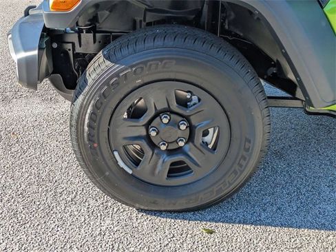 New 2026 Jeep Gladiator Sport image 10