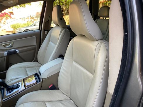 Used 2011 Volvo XC90 3.2 image 24