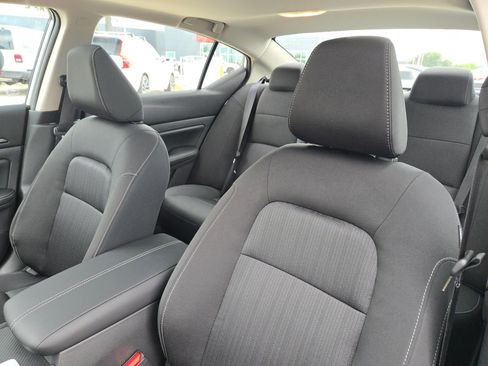 New 2026 Nissan Altima 2.5 SV FWD image 9