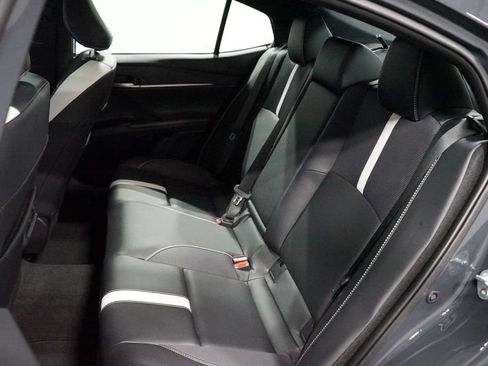 Used 2026 Toyota Camry SE FWD image 29