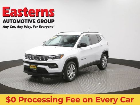 Used 2022 Jeep Compass Latitude AWD/4WD image 53