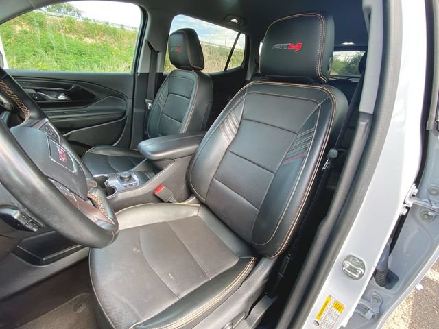 Used 2024 GMC Terrain AT4 AWD/4WD image 18