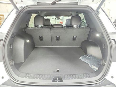 New 2026 GMC Terrain Elevation w/ Elevation Premium Package image 40