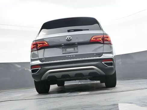Used 2023 Volkswagen Taos SE w/ Panoramic Sunroof Package AWD/4WD image 33