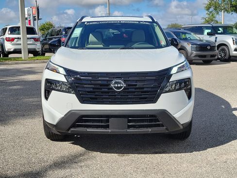 Certified 2026 Nissan Rogue Dark Armor AWD/4WD image 2