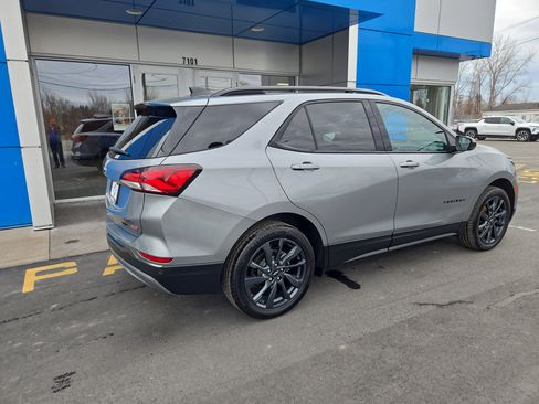 Used 2023 Chevrolet Equinox RS image 12