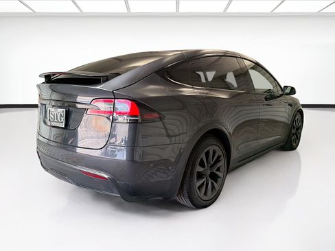 Used 2024 Tesla Model X AWD/4WD image 4