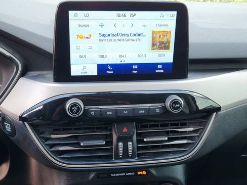 Used 2022 Ford Escape SE w/ SE Sport Appearance Package FWD image 14