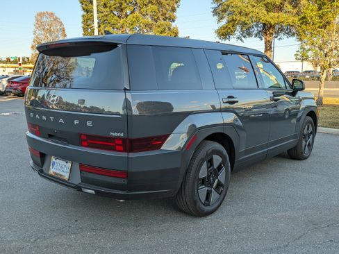 New 2026 Hyundai Santa Fe SE image 5