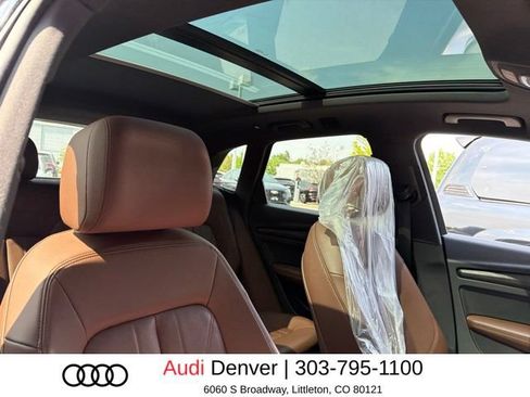 Used 2019 Audi Q5 2.0T Premium Plus w/ Premium Plus Package AWD/4WD image 11