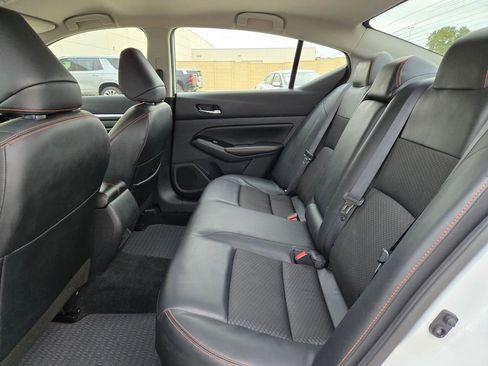 Used 2024 Nissan Altima 2.5 SR image 14