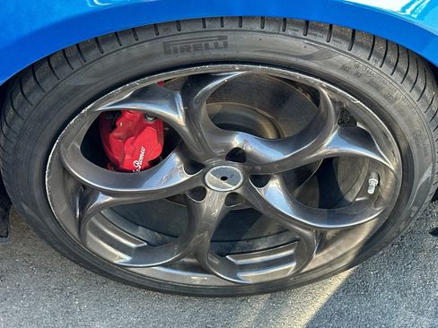 Used 2018 Alfa Romeo Giulia Ti Sport w/ Quick Order Package 22U Sport image 4