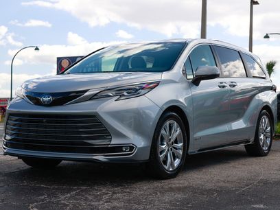 Used 2021 Toyota Sienna Platinum