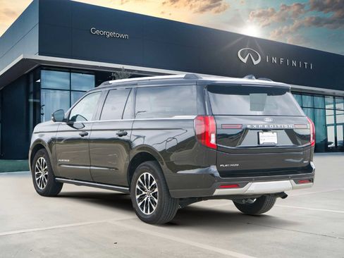 Used 2025 Ford Expedition Max Platinum image 5