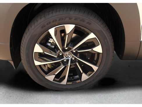 Certified 2025 MAZDA CX-50 2.5 Hybrid w/ Cargo Package image 9