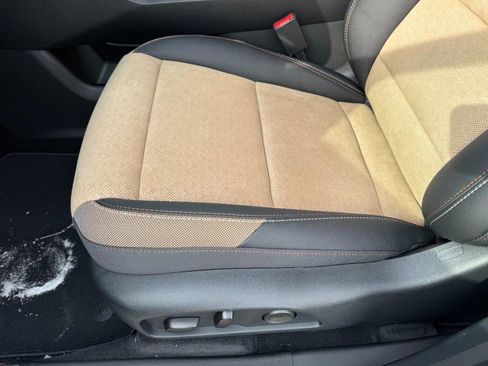 New 2026 Chevrolet Equinox ACTIV w/ Convenience Package III image 34
