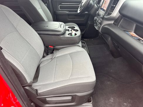 Used 2024 RAM 2500 Big Horn w/ Bed Utility Group image 13