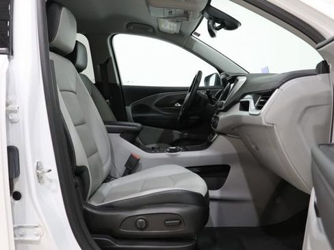 Used 2023 GMC Terrain SLT w/ Tech Package AWD/4WD image 39