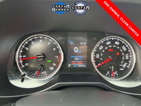 Used 2022 Toyota RAV4 XLE image 7