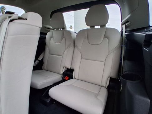 New 2026 Volvo XC90 B6 Ultra w/ Protection Package Premier AWD/4WD image 16