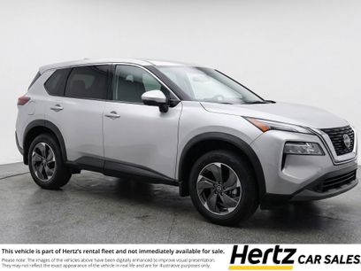 Used 2025 Nissan Rogue SV