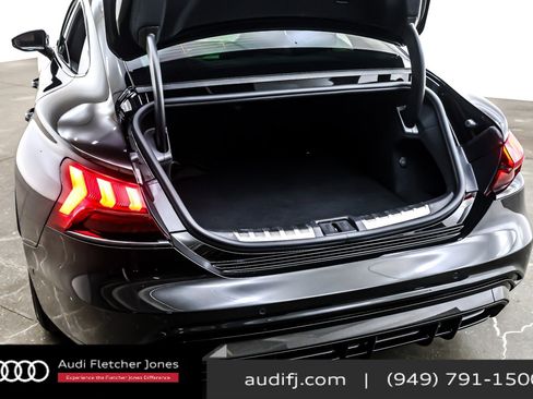 Used 2023 Audi RS e-tron GT w/ Carbon Performance Package image 22