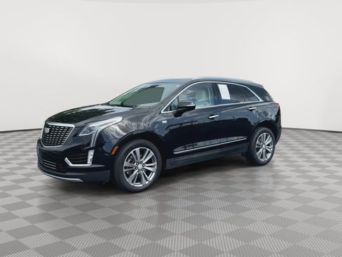 Certified 2023 Cadillac XT5 Premium Luxury AWD/4WD image 4
