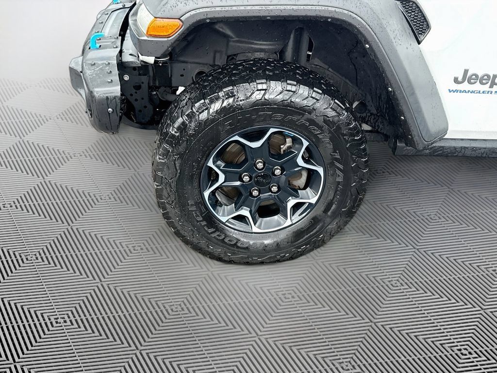 Certified 2023 Jeep Wrangler Unlimited Rubicon 4xe w/ Steel Bumper Group AWD/4WD image 32