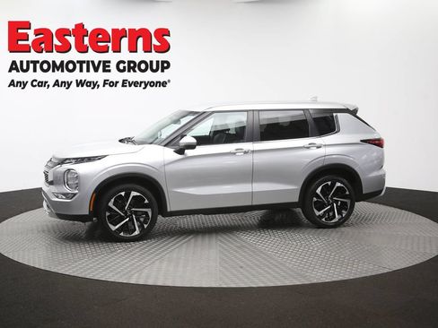 Used 2024 Mitsubishi Outlander SE AWD/4WD image 58
