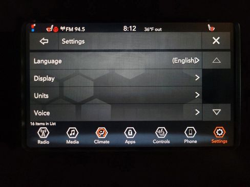 Used 2021 Jeep Cherokee Latitude Plus image 25