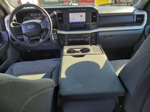 Used 2024 Ford F250 XLT w/ FX4 Off-Road Package image 12