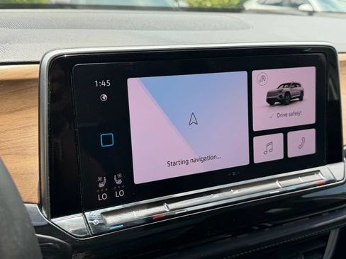 Used 2024 Volkswagen Atlas SE FWD image 22