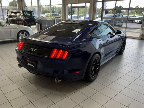 Used 2016 Ford Mustang GT Premium RWD image 57