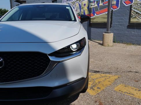 Used 2024 MAZDA CX-30 AWD 2.5 S w/ Select Sport Pkg image 3