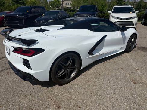 Used 2025 Chevrolet Corvette Stingray Preferred Conv w/ Z51 Performance Package RWD image 5