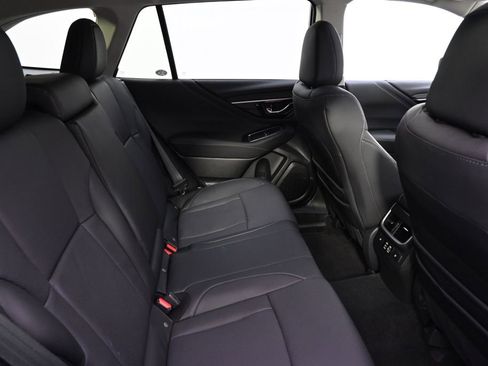 Certified 2025 Subaru Outback Limited image 18