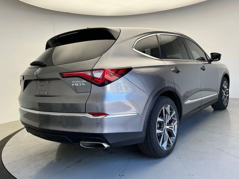 Used 2023 Acura MDX FWD w/ Technology Package image 3