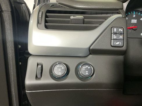 Used 2017 Chevrolet Tahoe LT w/ Luxury Package image 15