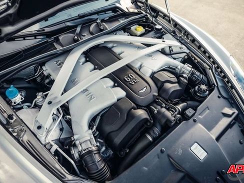 Used 2014 Aston Martin DB9 Coupe RWD image 72