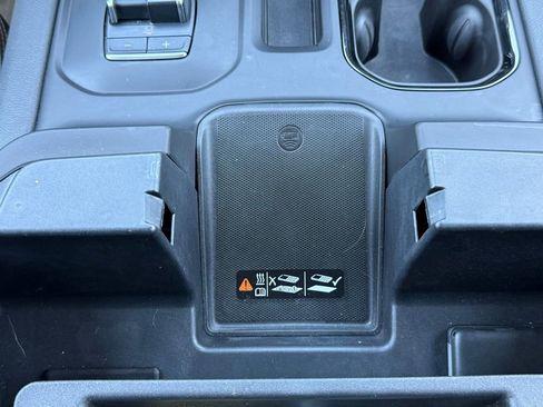 Used 2023 GMC Sierra 1500 AT4 w/ AT4 Preferred Package AWD/4WD image 29