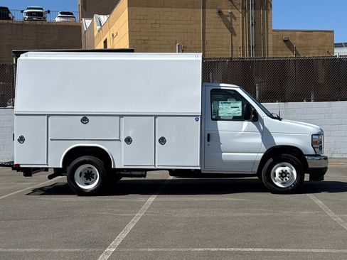 New 2025 Ford E-350 and Econoline 350 Super Duty w/ Power Equipment Group image 2