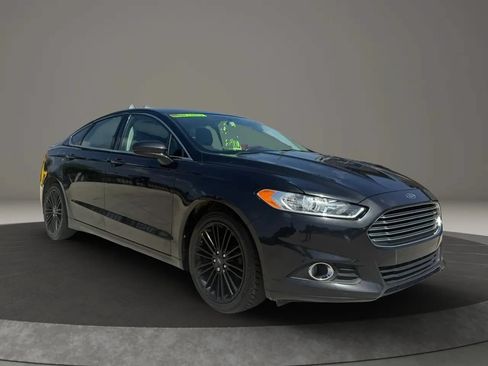 Used 2014 Ford Fusion SE w/ Equipment Group 202A FWD image 1