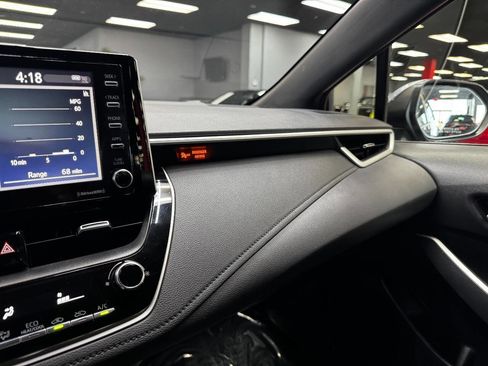Used 2021 Toyota Corolla SE image 25
