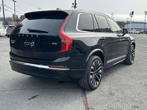 Certified 2025 Volvo XC90 B5 Plus image 3