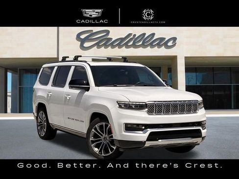 Used 2023 Jeep Grand Wagoneer Series III AWD/4WD image 2