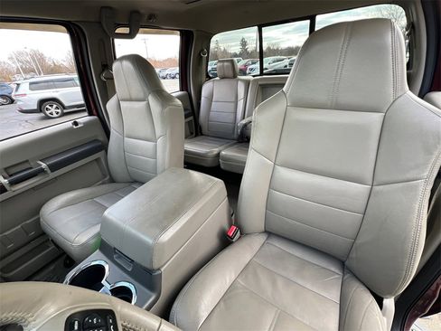 Used 2010 Ford F350 Lariat image 24