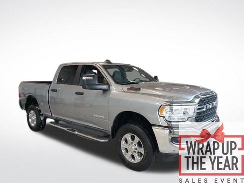 Used 2024 RAM 2500 Big Horn w/ Bed Utility Group image 2