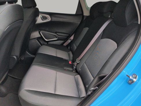 Certified 2025 Kia Soul S FWD image 18